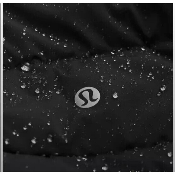 Lululemon Women'sDown For It All Jacket Water Resistant Black Sz 2 NEW - Picture 6 of 12